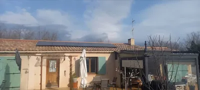 Installation de panneaux photovoltaïques 3 kWc en autoconsommation pour réduire votre facture à Régusse dans le Var