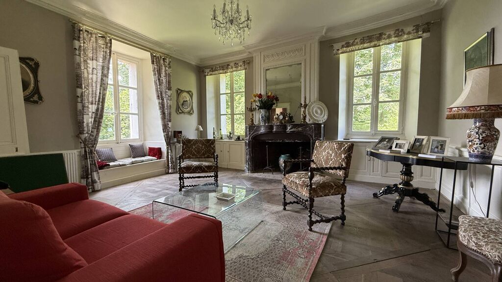Domaine de caractère en Pays de Bray – Château historique, 3 habitations, 3 hectares