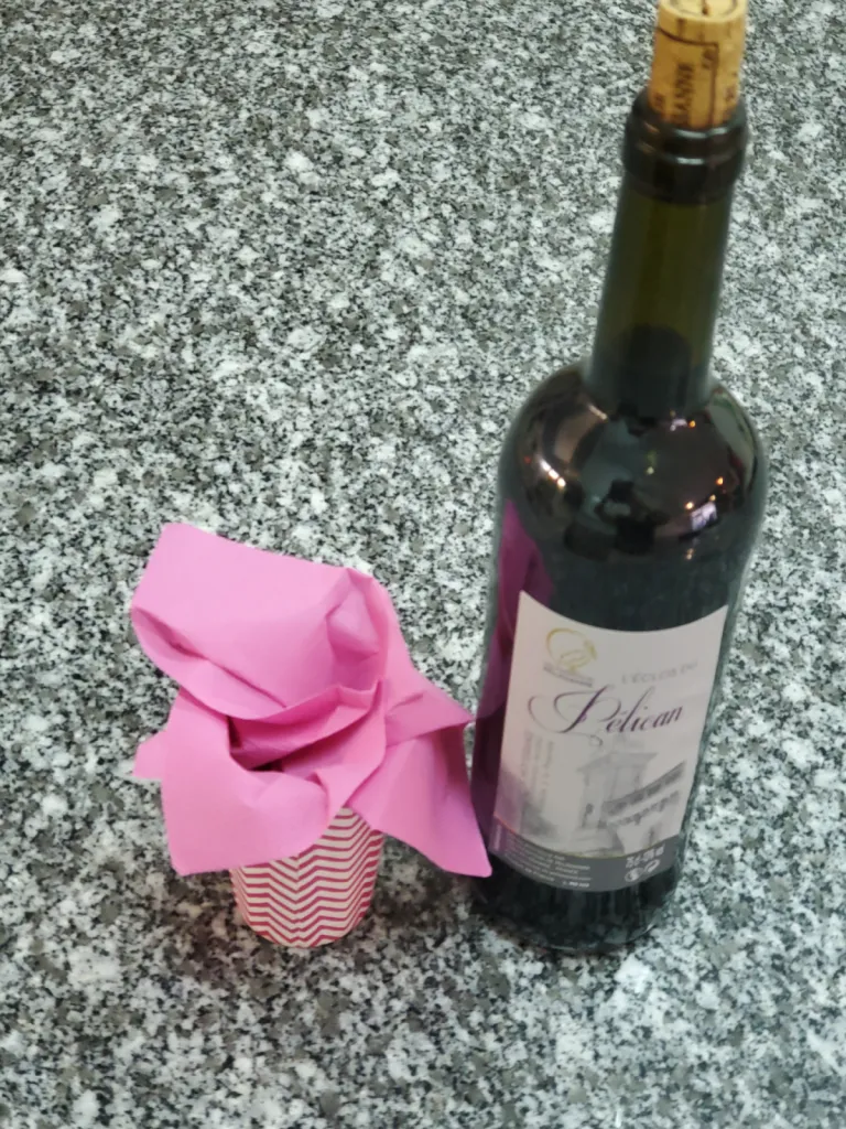 5 pizzas achetées en taille normale en livraison gratuite ou à emporter: 1 bouteille de coca ou soda offert !chez presto pizza pour vos soirées  à salon de provence en livraison gratuite ou à emporter