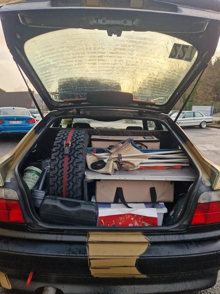 Préparation d'une BMW E36 Rallye Raid Off Road