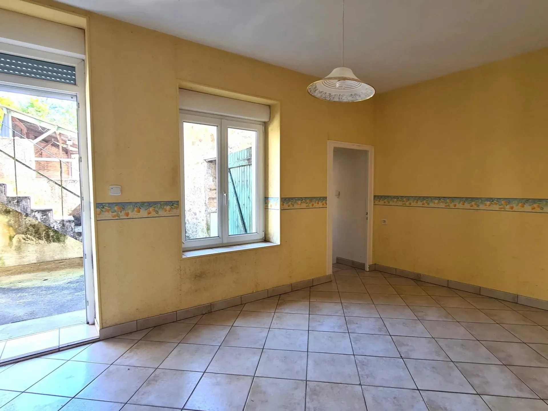 maison avec 3 chambres à vendre à sillé le guillaume en sarthe