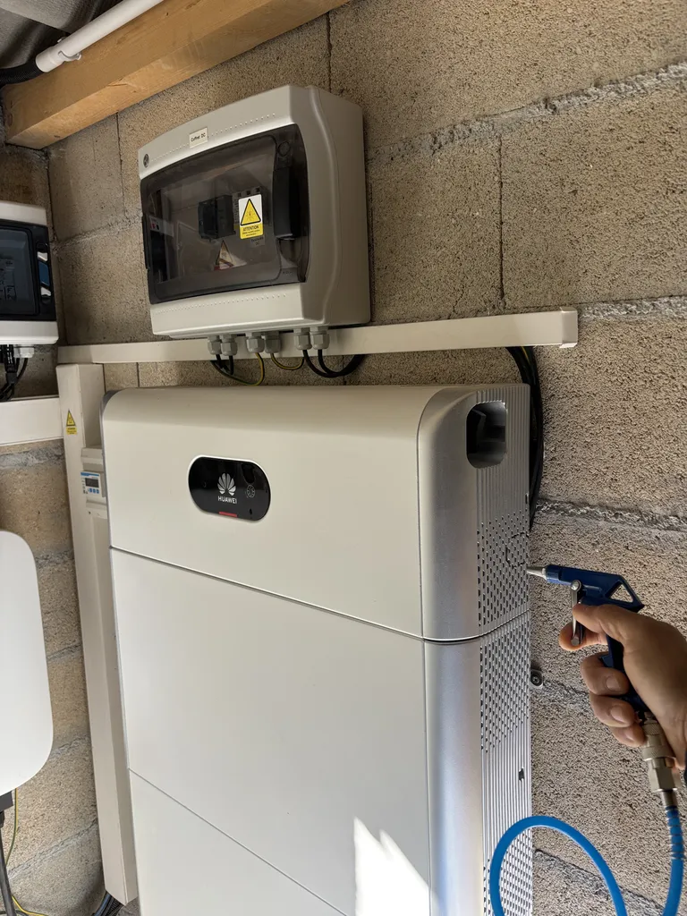 Maintenance du système photovoltaïque dans le Var