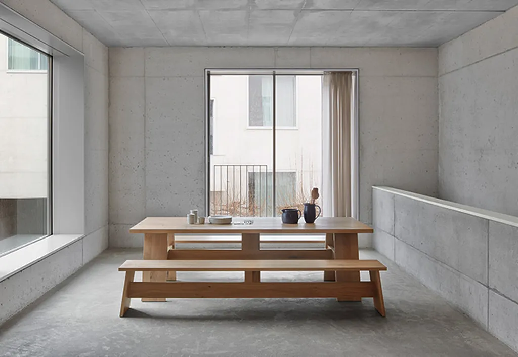 table Fayland bois massif chez Issima