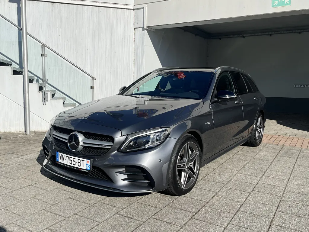 Importation Mercedes Classe C43 AMG Allemagne avec configurations haut de gamme via Asphalte Diffusion Bordeaux