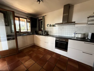 Maison provençale vue mer — Les Issambres, plage de la Gaillarde à pied