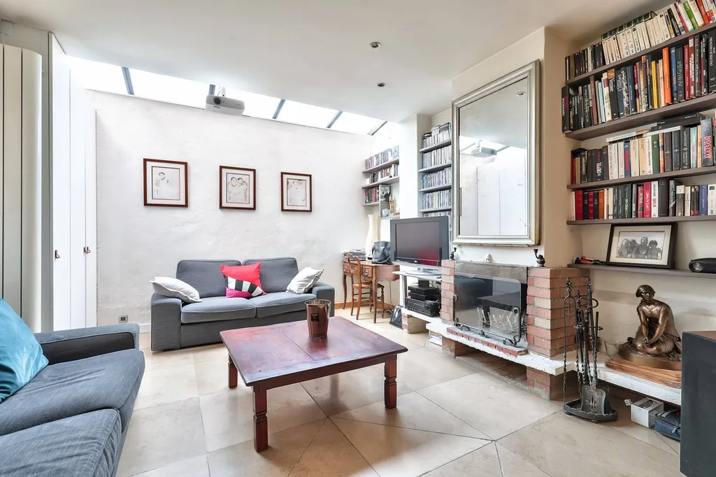 A vendre maison en parfait état à Suresnes 92150