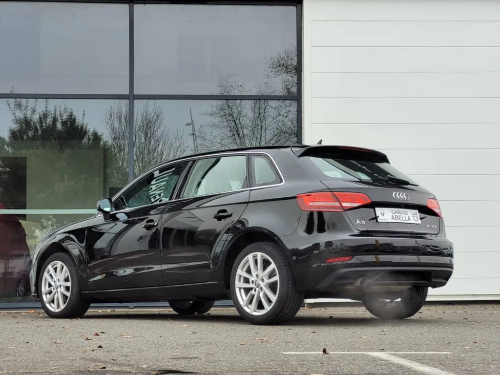 AUDI A3 SPORTBACK OCCASION 30 TDI 116 BUSINESS LINE PRES DE TOULOUSE EN OCCITANIE