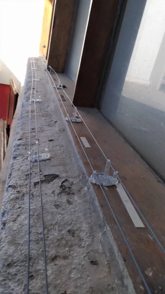 dispositif pour faire fuir les pigeons a marseille
