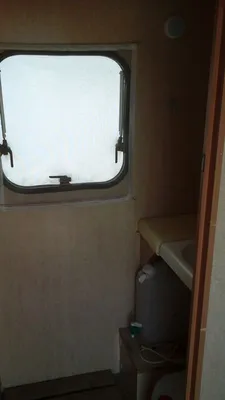 adria prima avec salle d'eau a cote de grans 13450