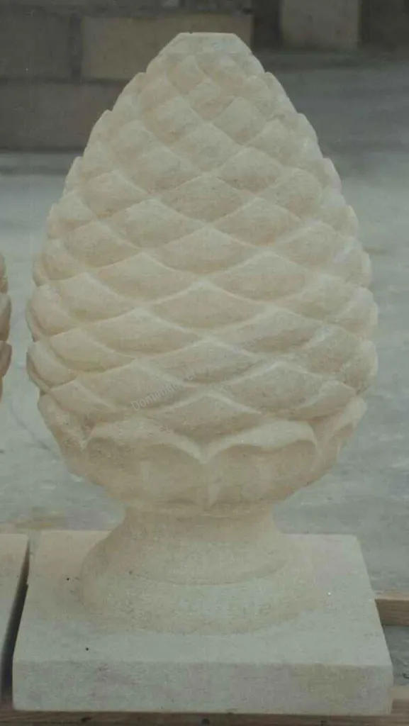 Sculpture en pierre d'Estaillades