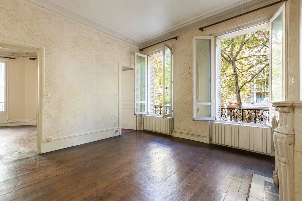 A Vendre 4 pièces Haussmannien  Avenue Daumesnil Paris 75012