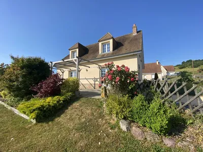 A vendre maison vivable de plain pied, proche des commerces, à 20min de Dieppe, 76.
