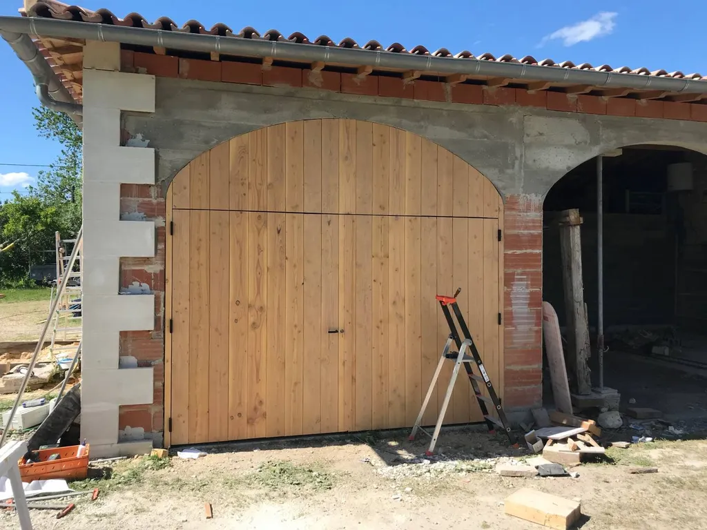 Porte de Chai en Douglas proche de Libourne