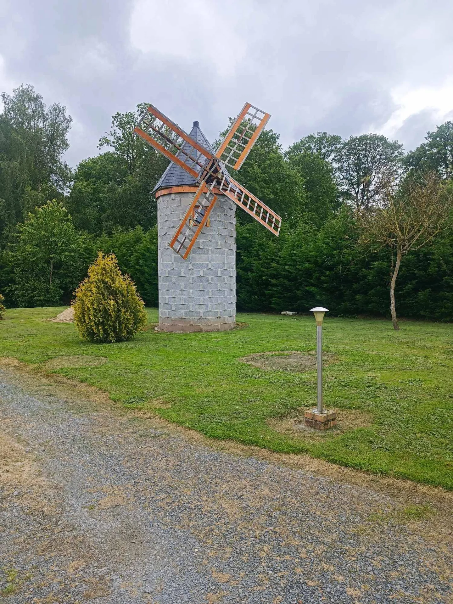 A voir absolument, maison de caractère, proche Bernay