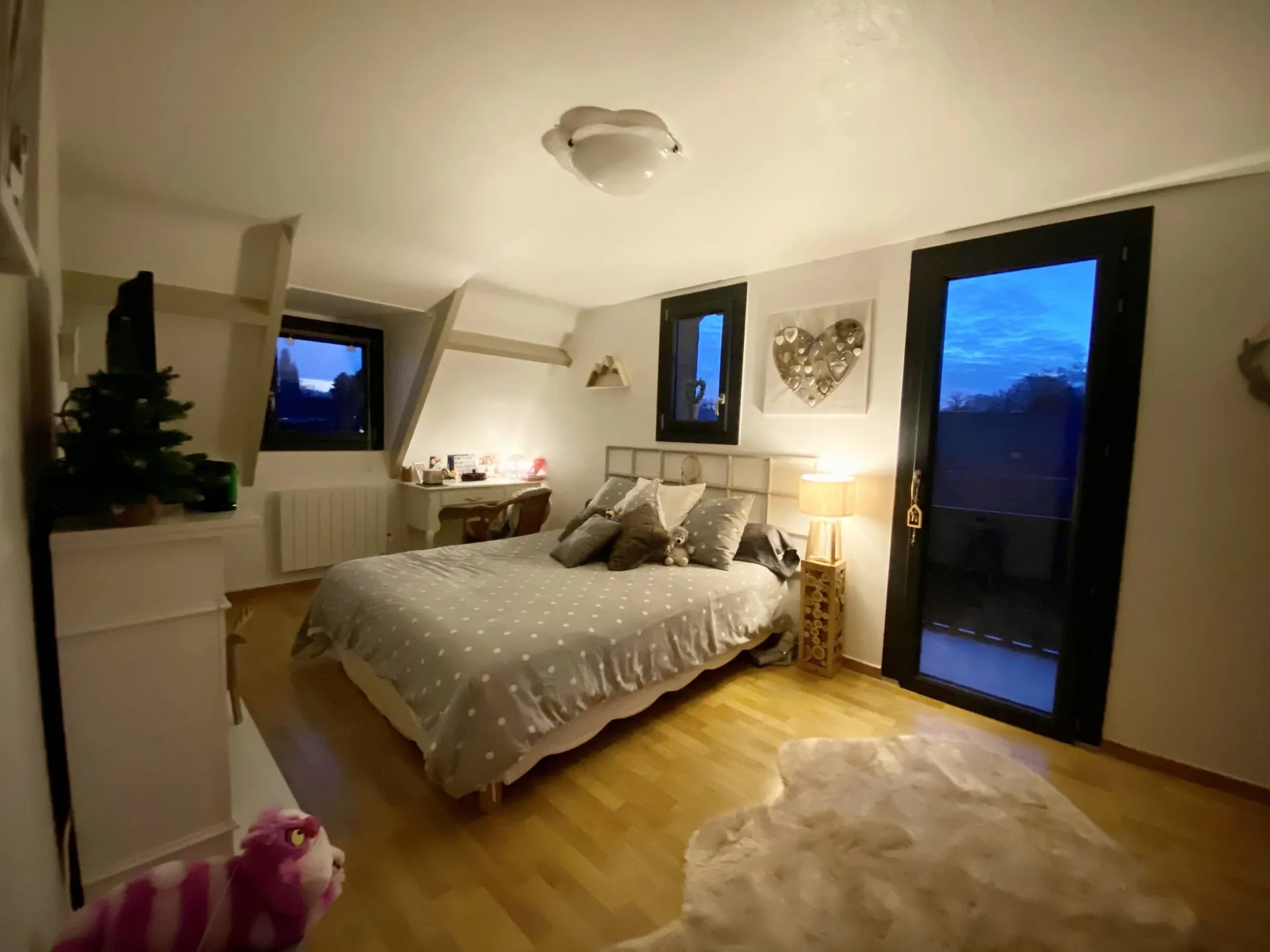 Vends maison dans bourg tous commerces