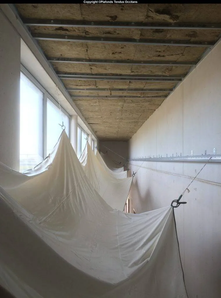 Plafonds Tendus Occitans - collège Lézignan Aude