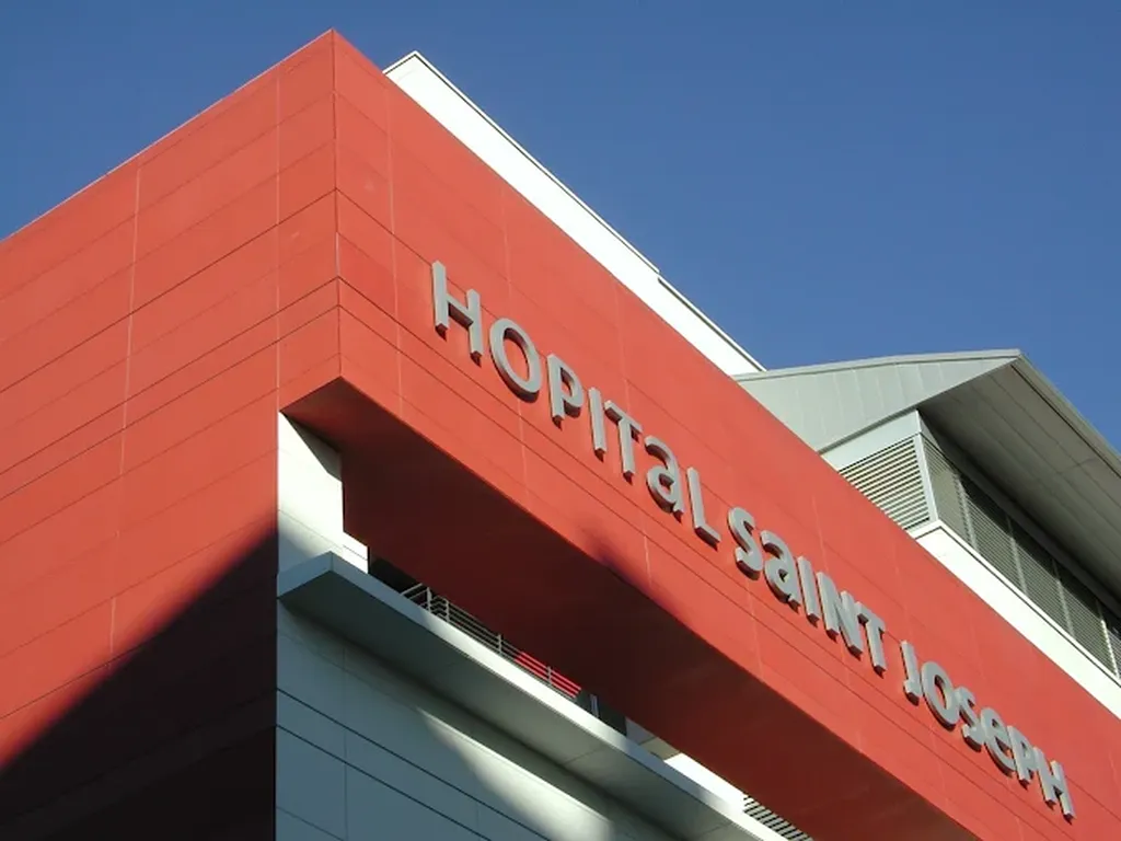Hôpital Marseille 13008 Chambre Mortuaire de l'Hôpital Saint-Joseph (Dépositoire)