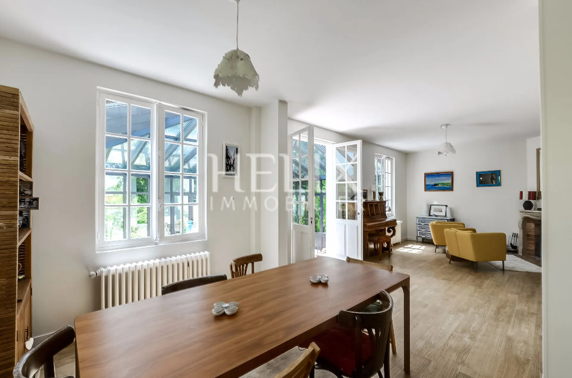 Propiedad 290 m² con un jardín de 1100 m²