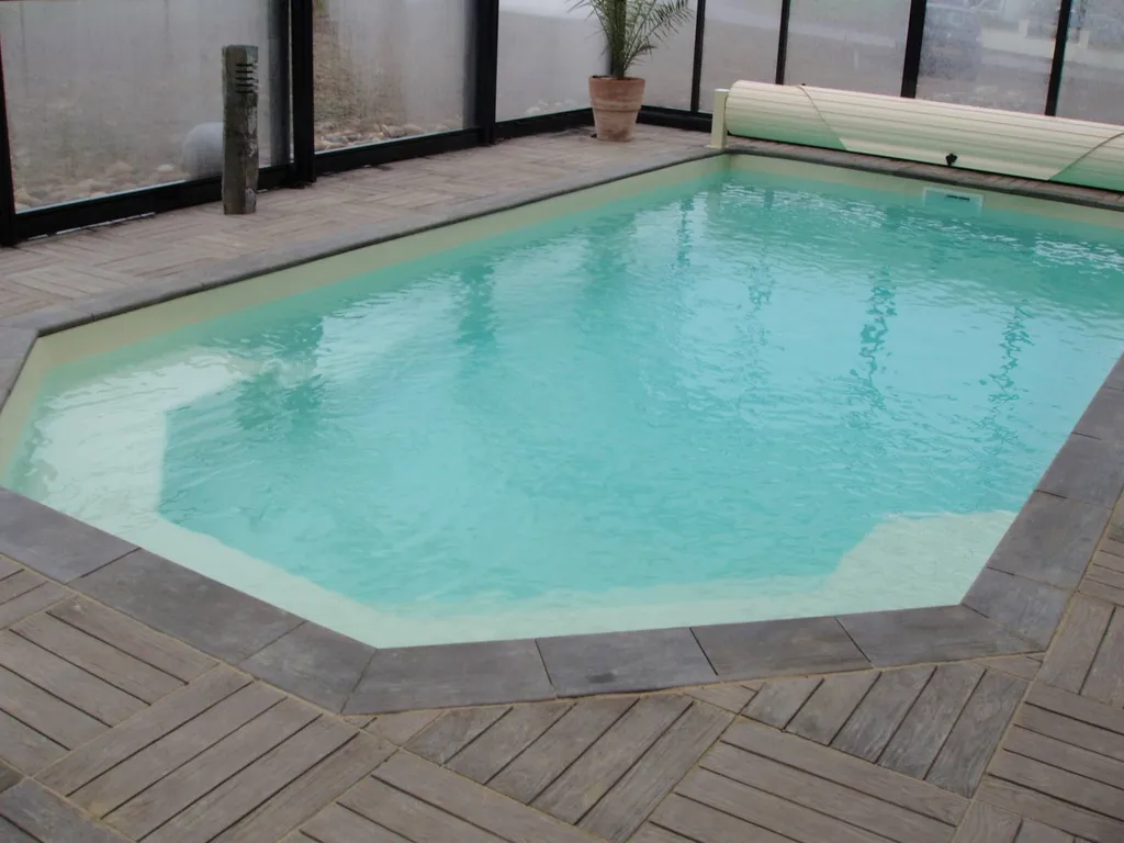Piscine vue biais