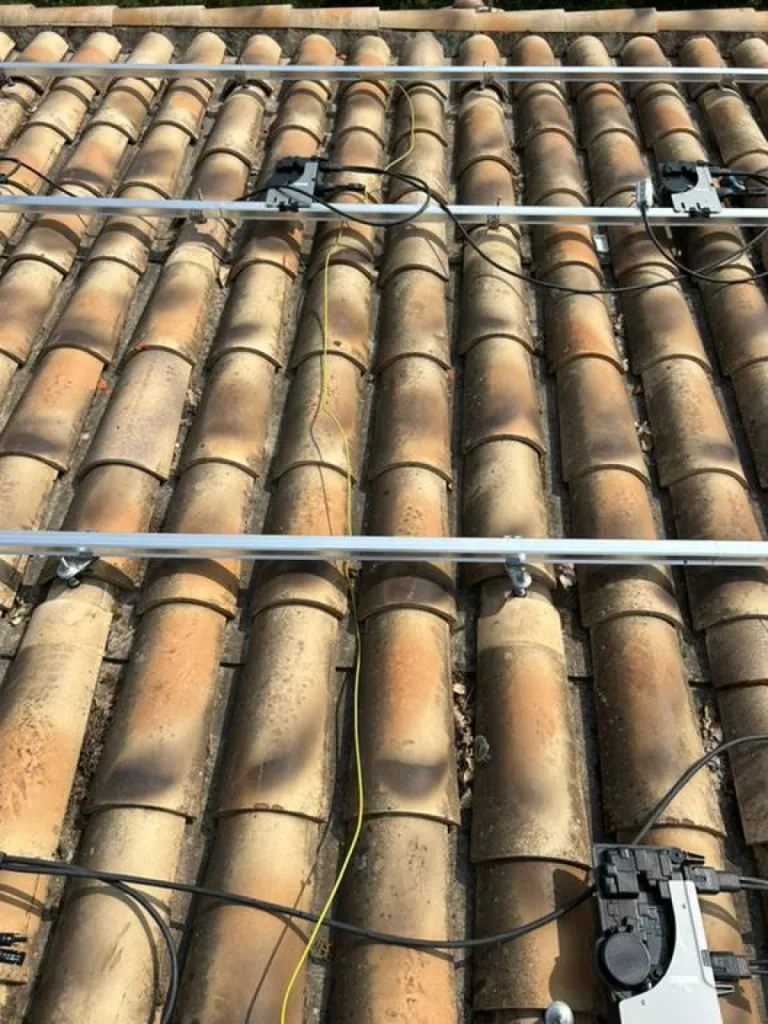 Provence Energie Solaire Services votre installateur qualifié pour la pose de vos panneaux solaires 