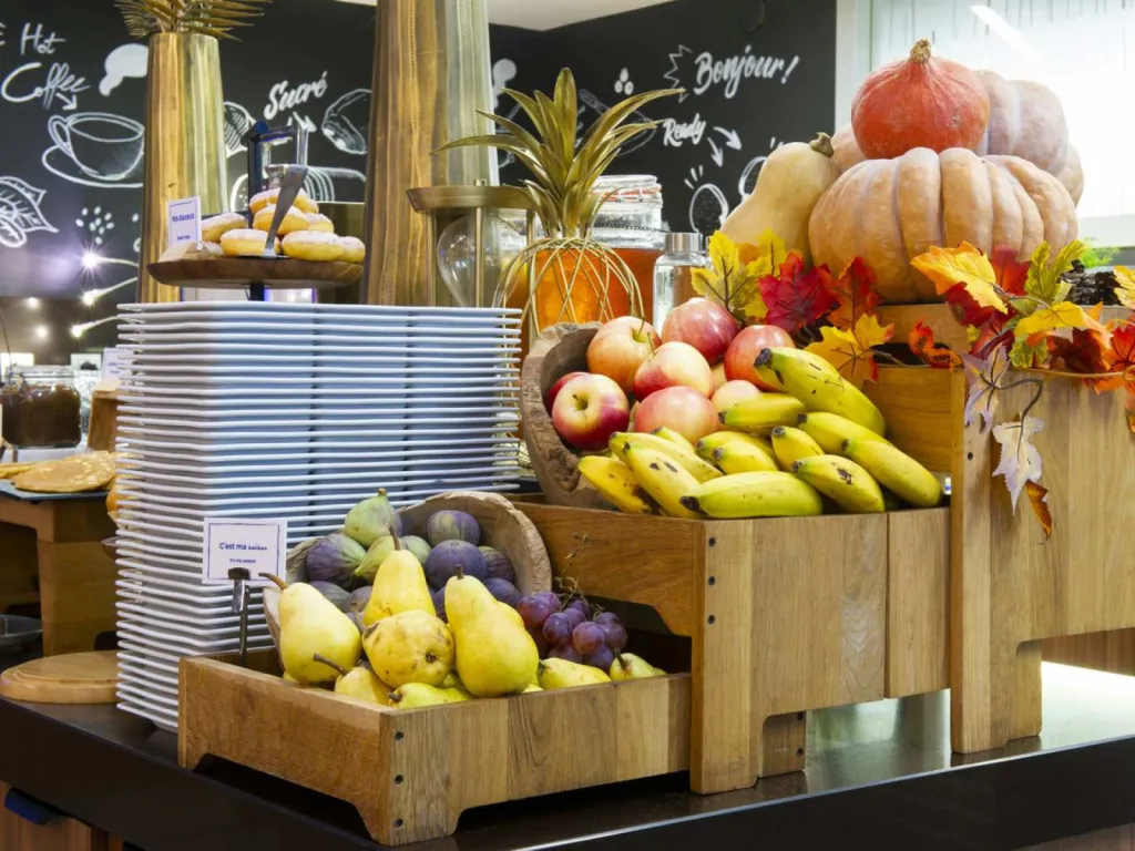 Reportage photographique petit déjeuner buffet Novotel pôle fruits frais