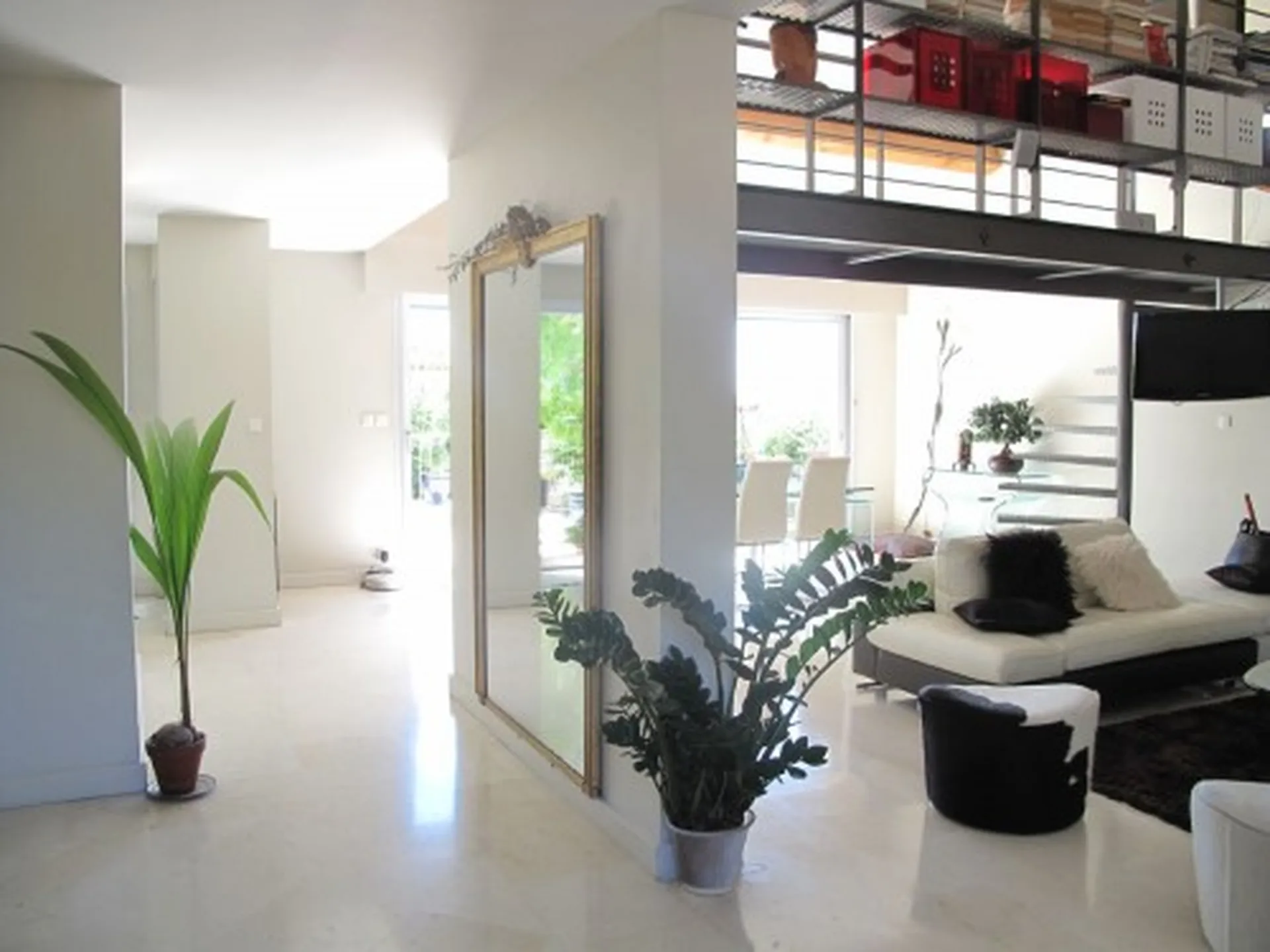 Vente très belle villa 5/6 Cassis belles prestations, piscine, garage et annexe