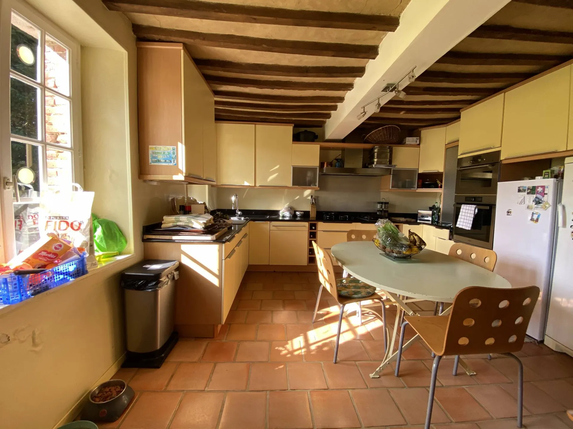 A vendre manoir de 6 piéces dans un environnement propice à la tranquillité