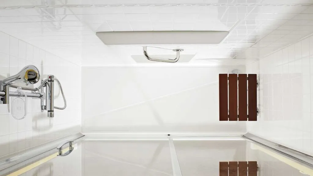 Installation de douche à l'italienne senior à Lyon