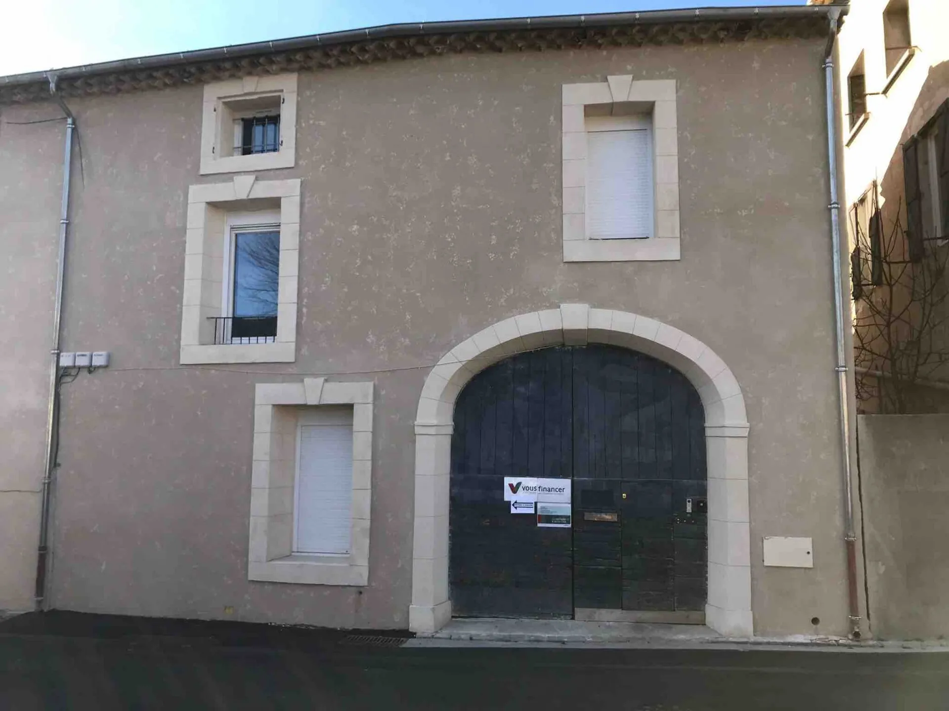 Rénovation de la façade principale d’une maison de village à Boujan-sur-Libron