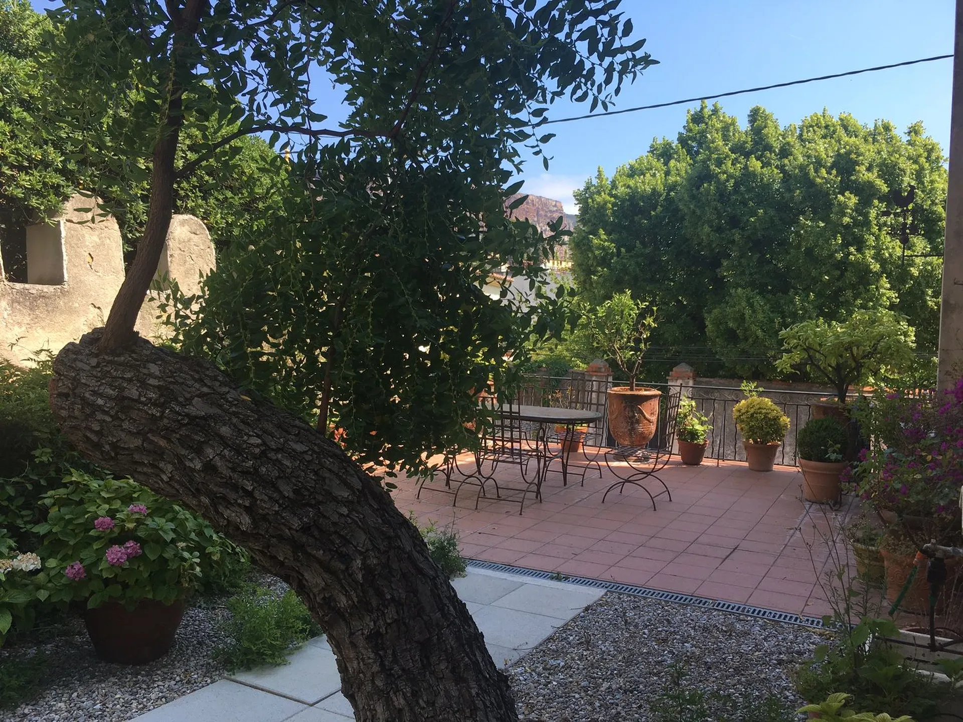 Cassis maison de ville