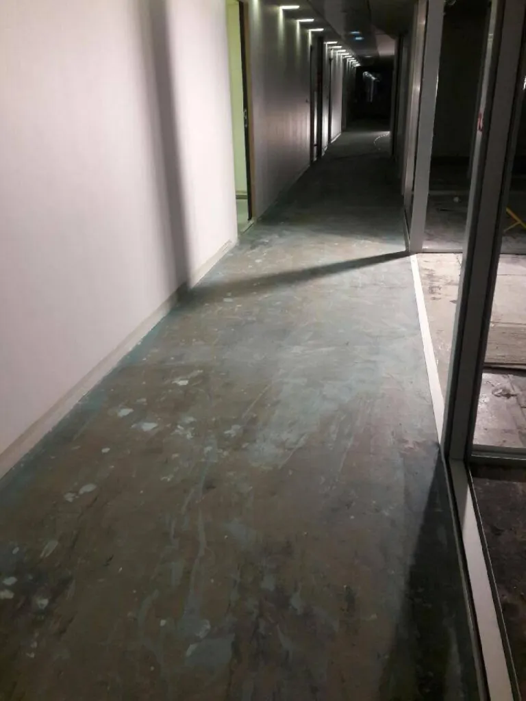 SOUS COUCHE TERRE DU MONDE AVANT LE BÉTON CIRE TERRE DU MONDE