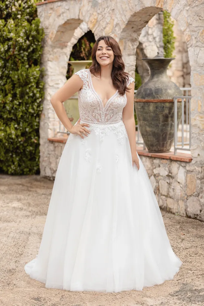 Robe de mariée grande taille en mousseline Marseille 