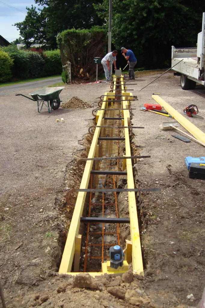 Installation de Murets en Maconnerie, Piliers de Portails en Briques et Soubassements en Béton à Honfleur dans le Calvados 14 et ses Alentours