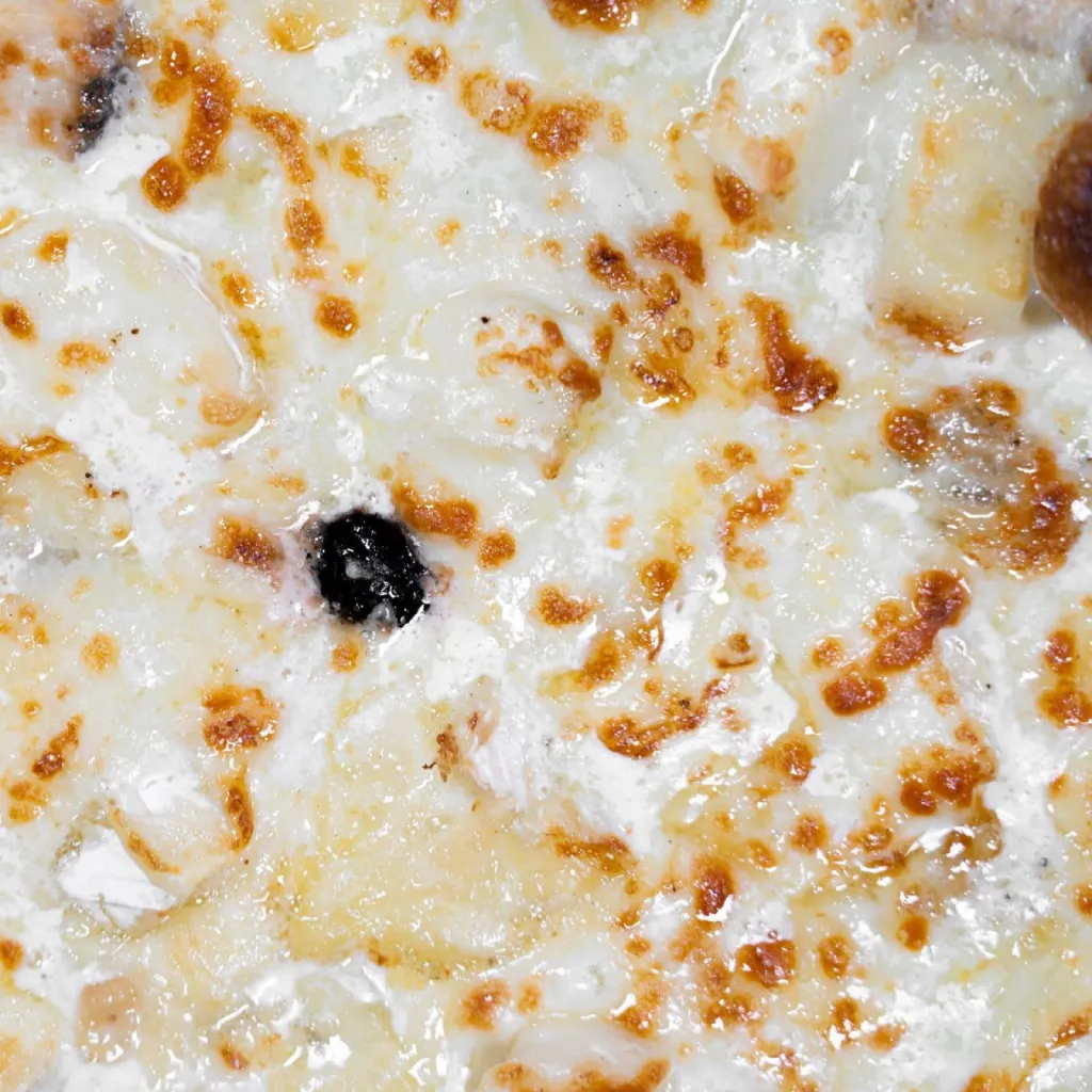 Pizzas au feu de bois à déguster sur place, à emporter ou livraison