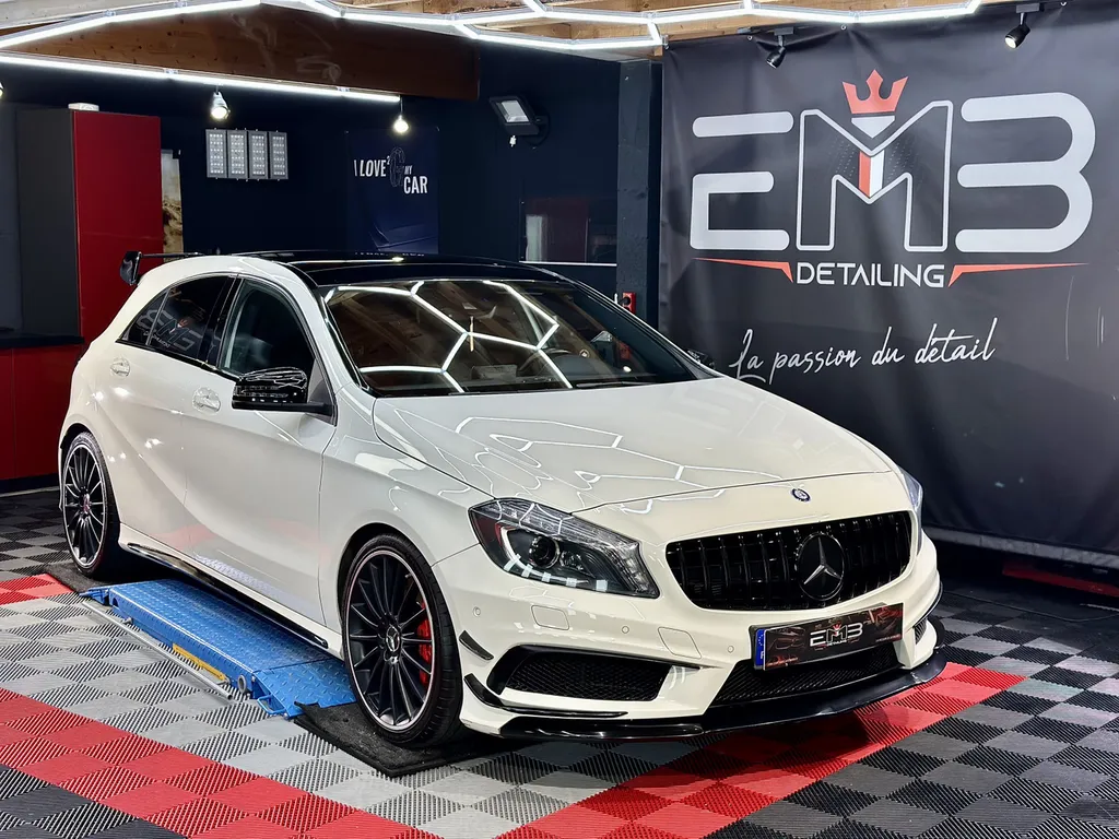 Detailing sur Lyon spécialiste du traitement céramique et de la protection carrosserie Mercedes A 45 AMG covering 