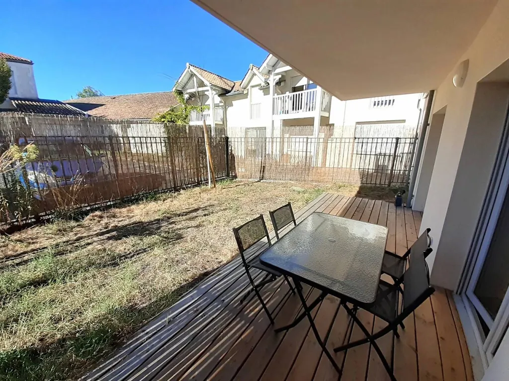 Appartement T2 meublé à louer à Lacanau Ville proches des commerces