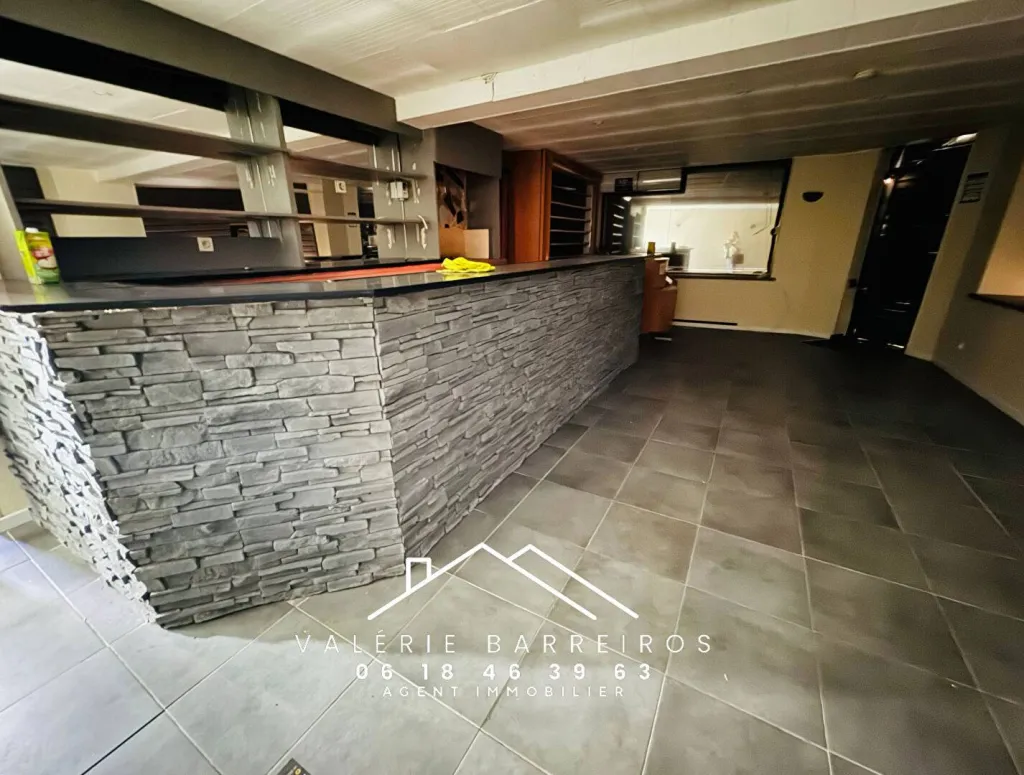A vendre maison de ville à rénover de 150 m² sur la commune de ST PIERRE LES ELBEUF 76320