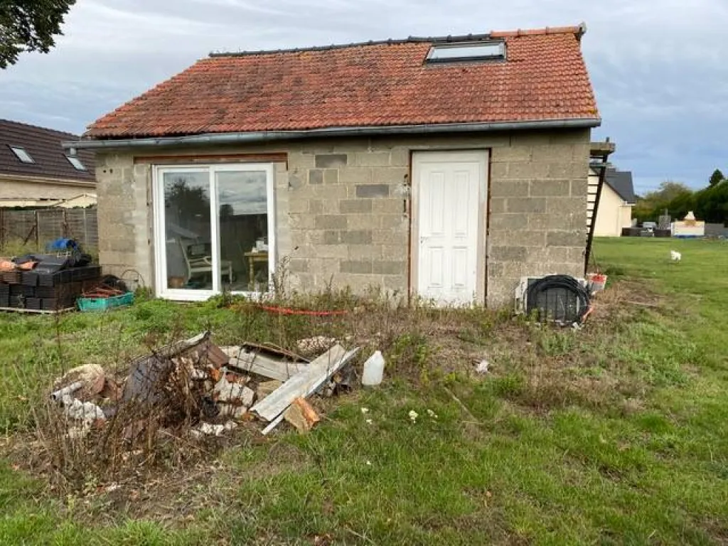 A acheter superbe maison contemporaine de 170 m² sur 7000 m² de terrain avec dépendance de 80m² proche Le Neubourg 27110
