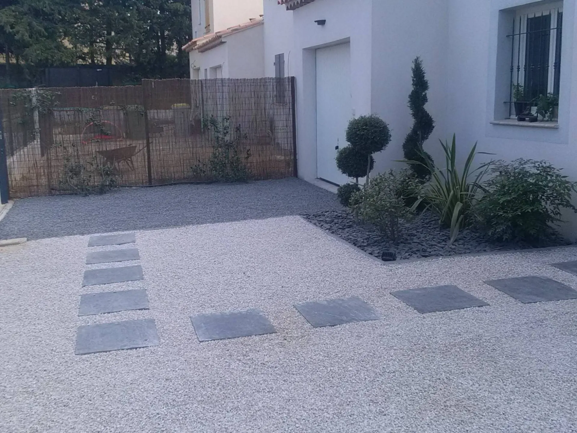 Amenagement entrée exterieure maison Salon de Provence 13300 Amenagement entrée exterieure maison Salon de Provence 13300