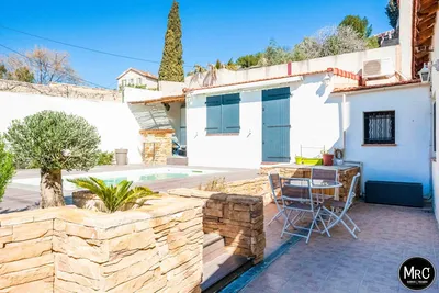 Travaux de rénovation et extension avec des architectes d'intérieur à Marseille 13013 Saint-Mitre