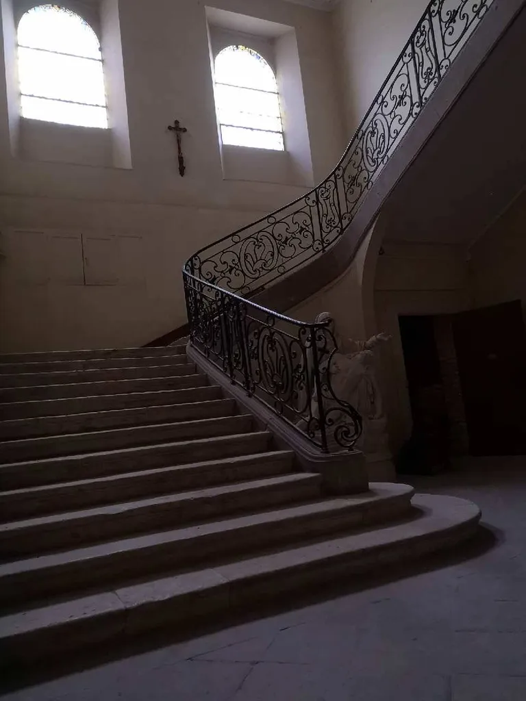 RESTAURATION EN CHAUX TERRE DU MONDE DE L ABBAYE ST PIERRE DANS LE SUD OUEST