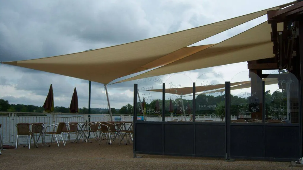 Etude de projet de voile d'ombrage à Cannes à proximité de Saint Raphael