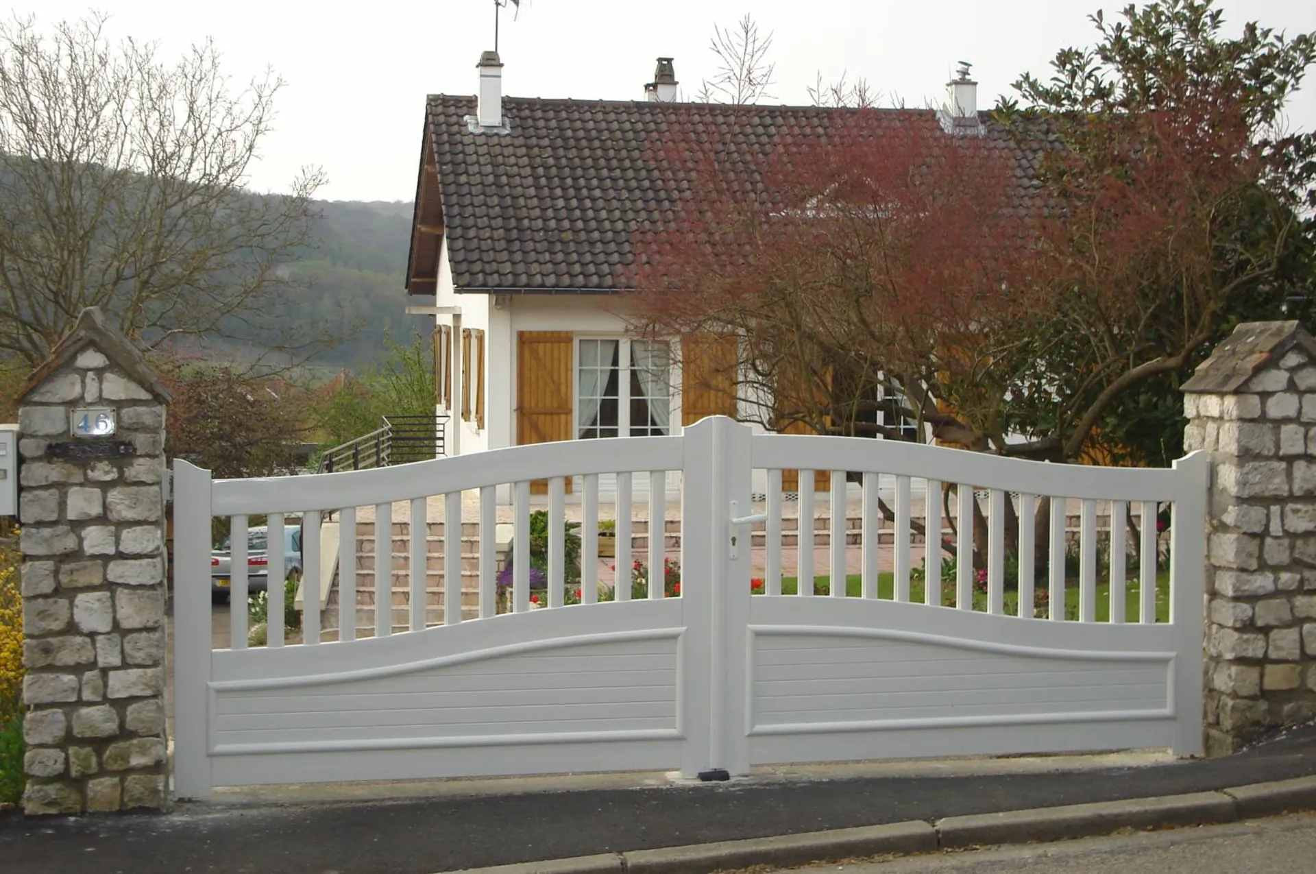 pose d'un portail en PVC à Pont-Audemer 27