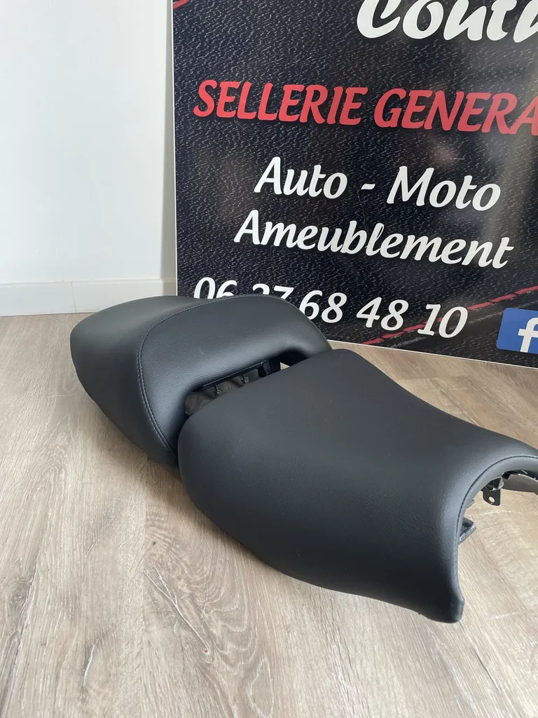 rénover la selle de ma moto à bordeaux 