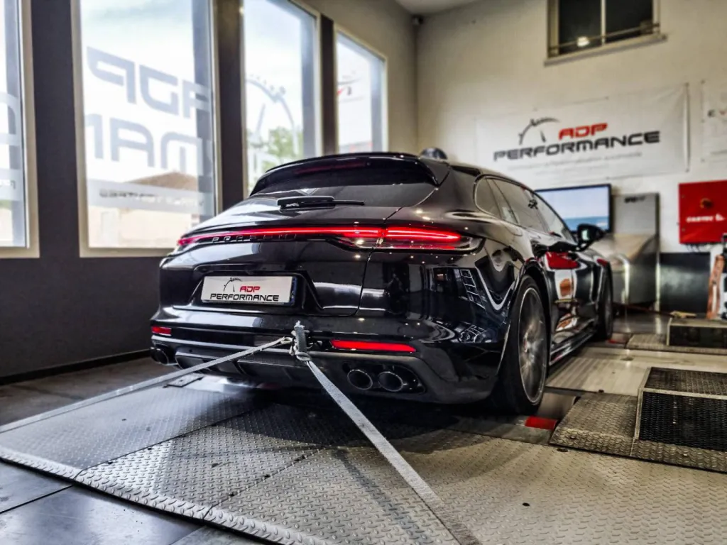 Conversion flexfuel Porsche Panamera 2.9T hybride 560cv 2023 - Spécialiste préparation Porsche PACA - ADP Performance