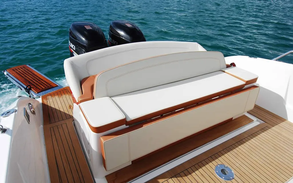 Vedette 10 personnes à vendre à Bandol