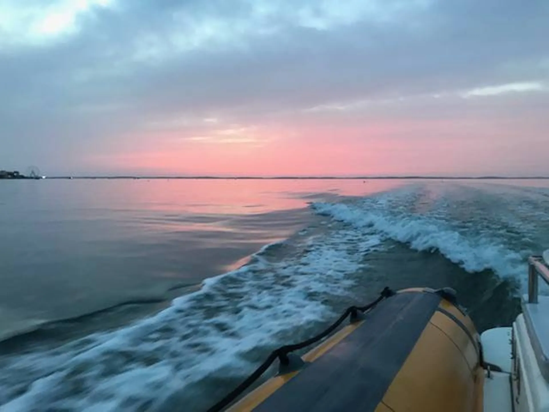 Comment rejoindre le cap ferret en bateau la nuit - bassin d'Arcachon