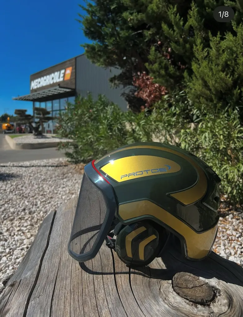 Achat casque protection PROTOS sécurité maximale élagueurs professionnels confort optimal magasin spécialisé situé Ollioules Var