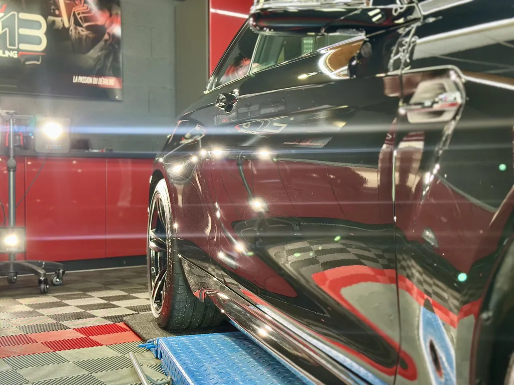 Detailing auto lyon spécialiste du traitement céramique et de la protection carrosserie sur BMW M2 voiture sportive