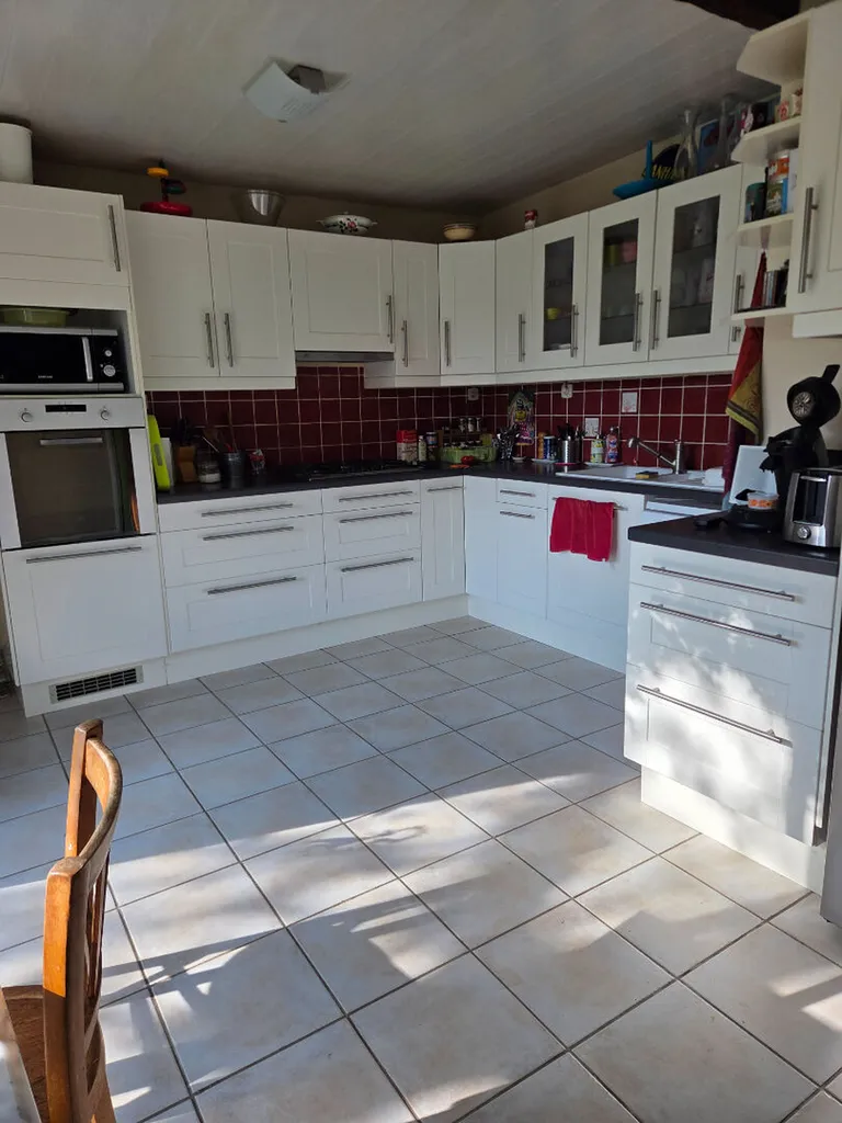 A saisir maison de 190m² habitables édifiée sur 500 m² de terrain sur la commune de CAUDEBEC-LES-ELBEUF 76320